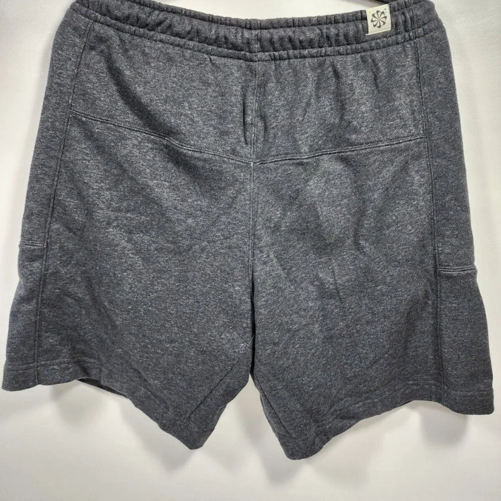 Nike NSW Sportswear Move To Zero Fleece Shorts Men's Size Large NWT DM5635-010 - Picture 5 of 10